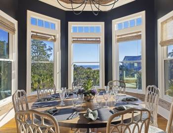 Dining nook in 126 Flyway