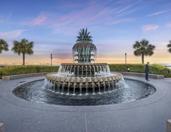 Waterfront Park, The Pineapple Fountain