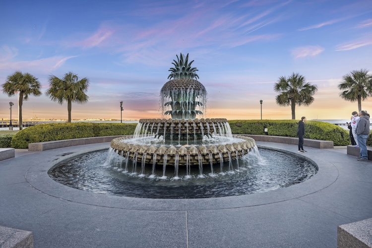 Pineapple fountain in Charleston